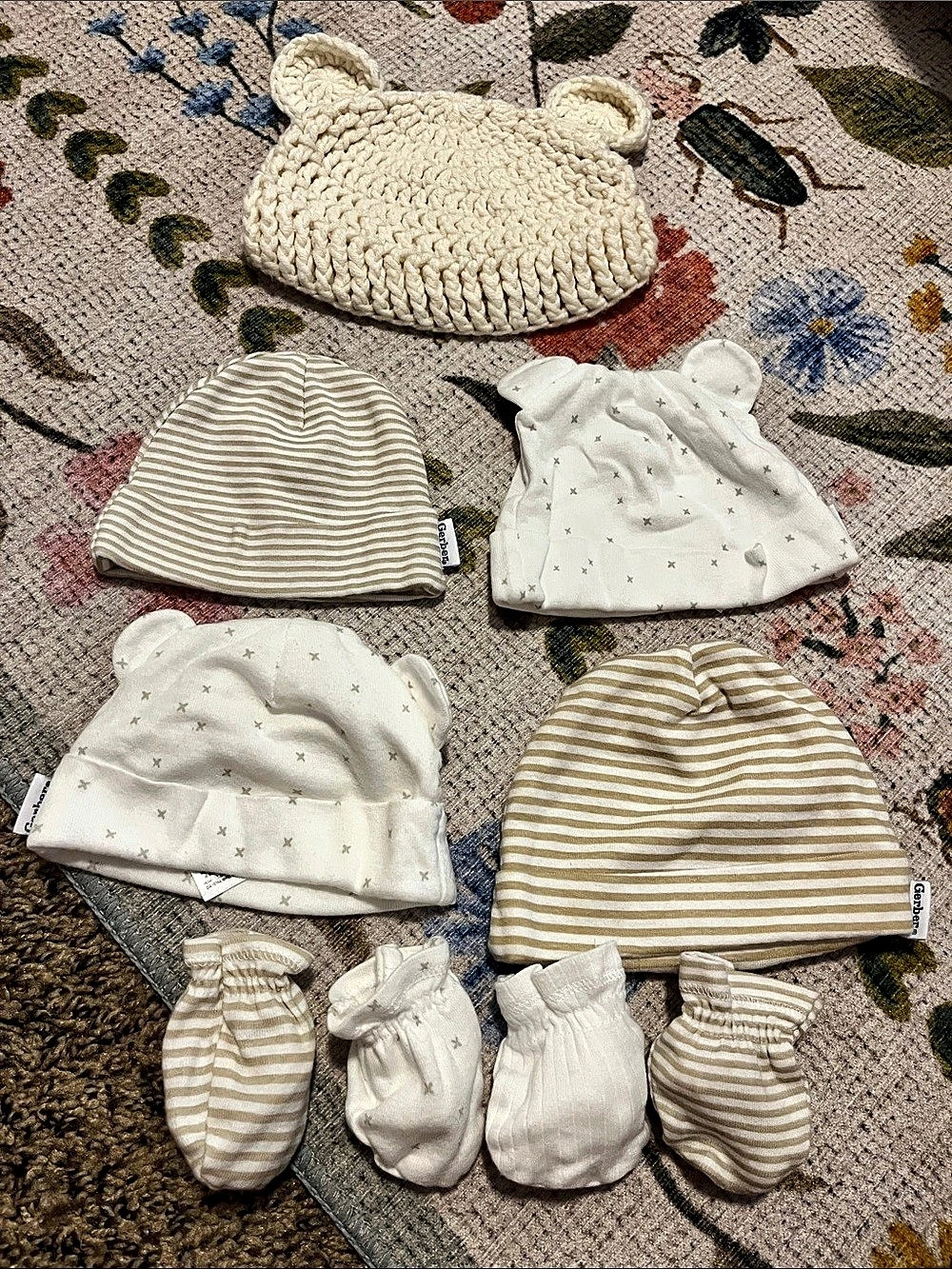 Gerber Baby Hat and Mitten Set White & Brown